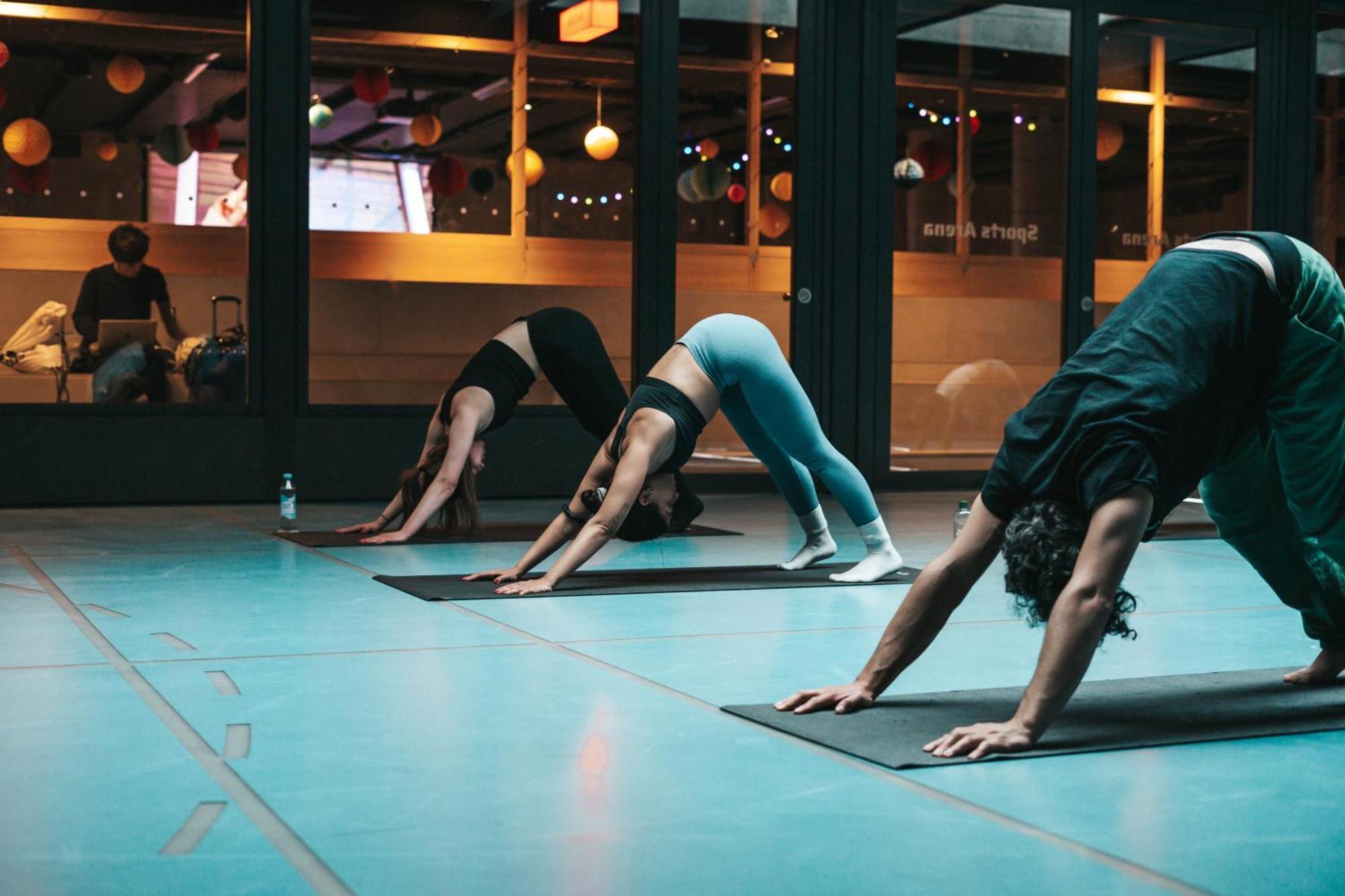 Next House Copenhagen旅舍 外观 照片 Yoga class at the 2019 edition of the festival